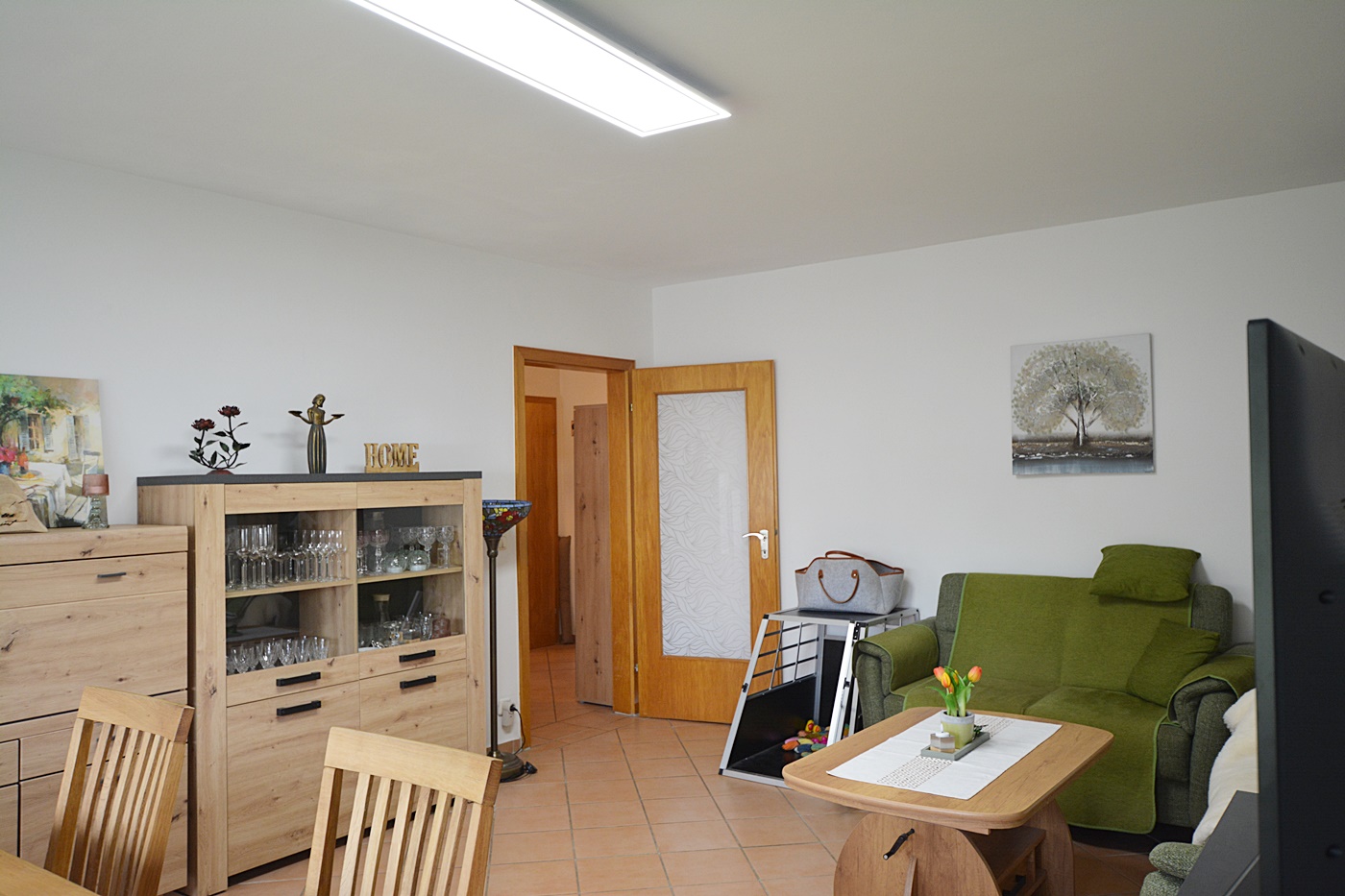 *Ein Traum* – gepflegte 2-Zimmer-Wohnung im 1.OG mit Süd-West Balkon im Grünen in KR-Uerdingen - Photo 1