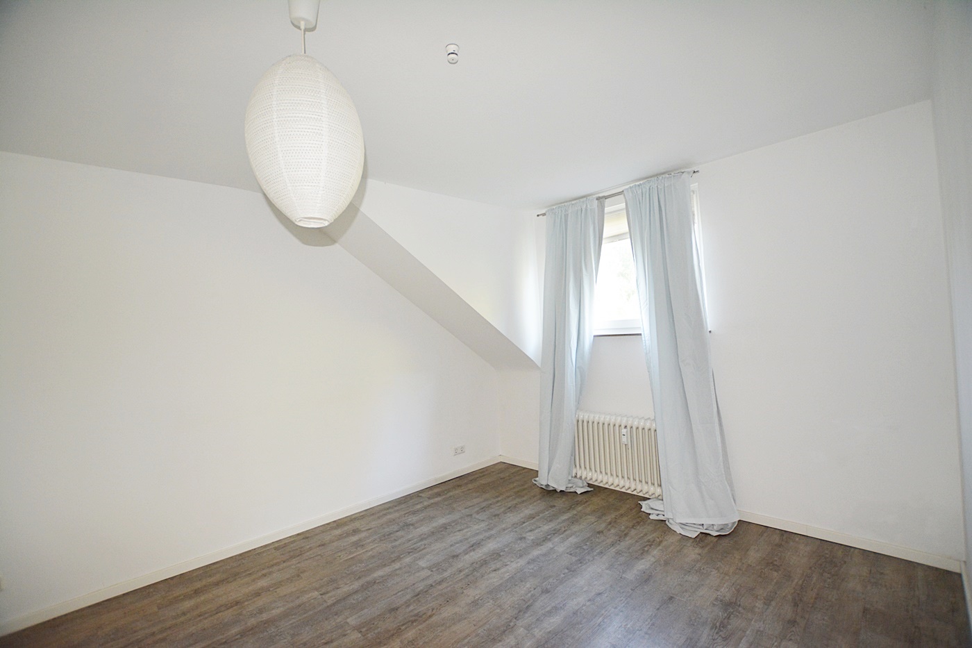 Ein Traum in KR-Uerdingen: sanierte 2-Zimmer-Wohnung mit großem West Balkon, EBK u. Garage - Foto 5